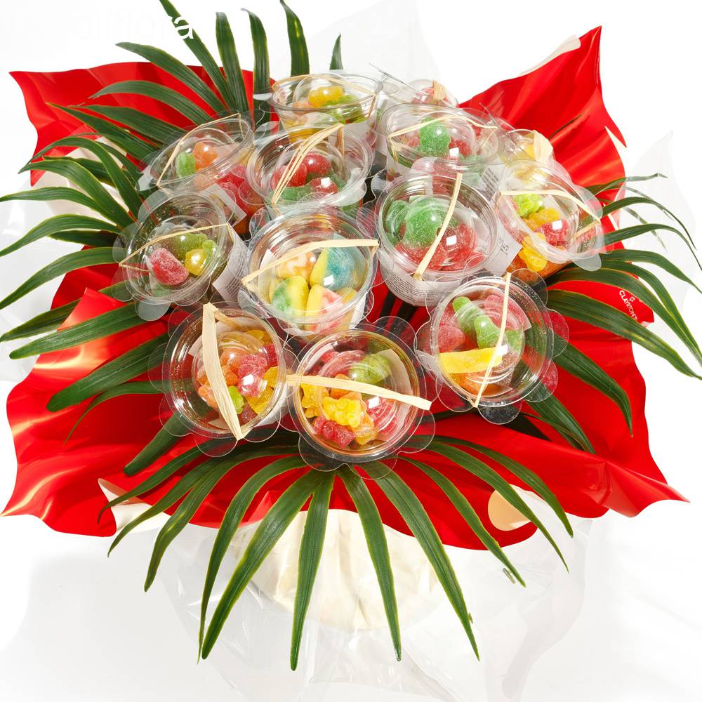 Livraison Prefere Des Enfants Bouquet Gourmand 7 Paniers Bouquet De Bonbons Foliflora